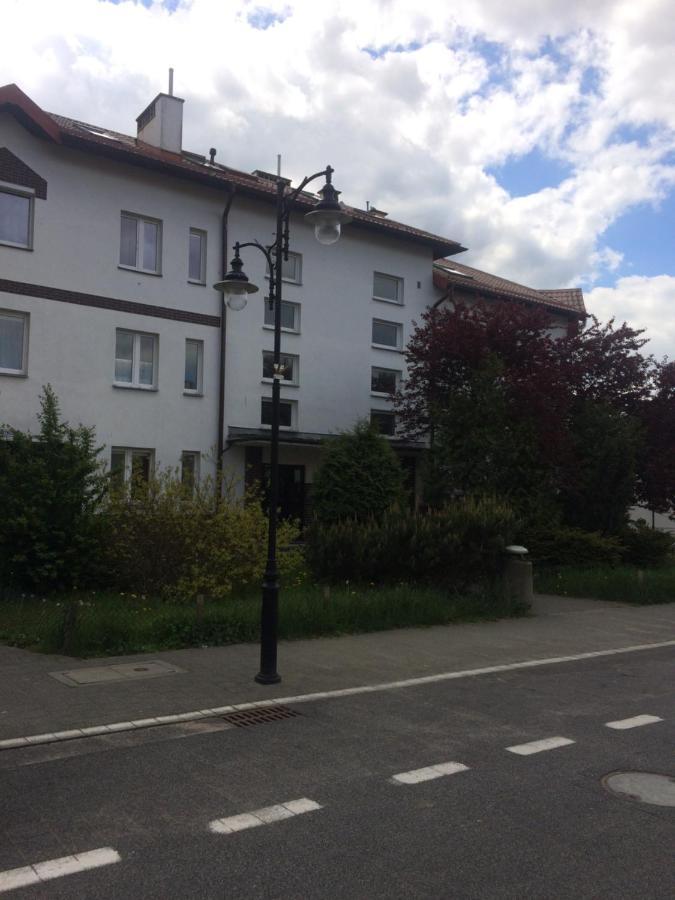 Apartament Przystan W Ustce - 120 M2 - 200 M Od Plazy Mickiewicza 2 Stolpmünde Exterior foto