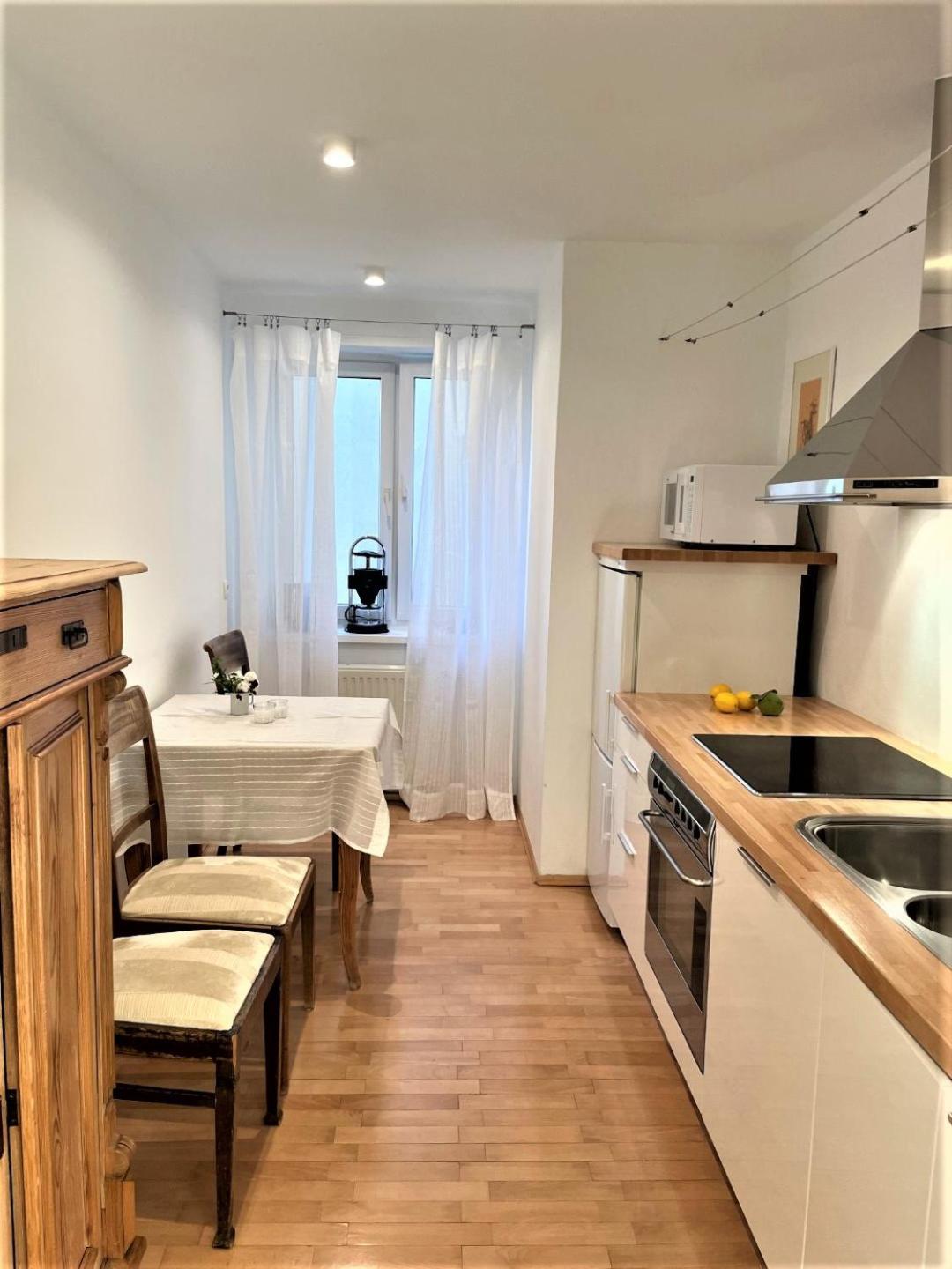 Apartament Przystan W Ustce - 120 M2 - 200 M Od Plazy Mickiewicza 2 Stolpmünde Exterior foto